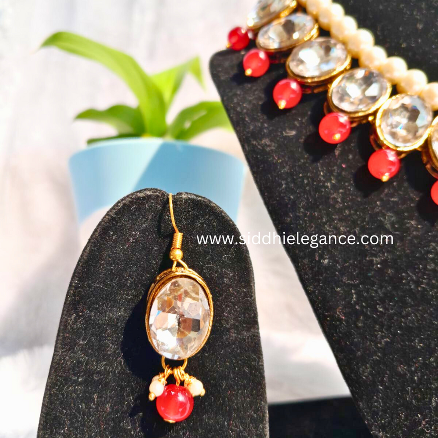 Red casting kundan necklace