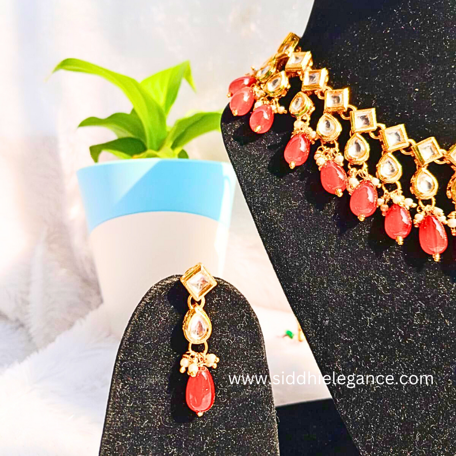 Maroon kundan necklace